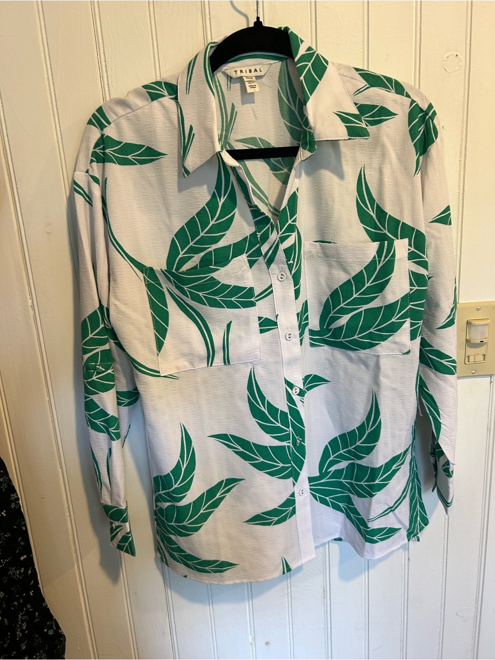 Tribal White Button-Up Shirt with Green Leaf Print